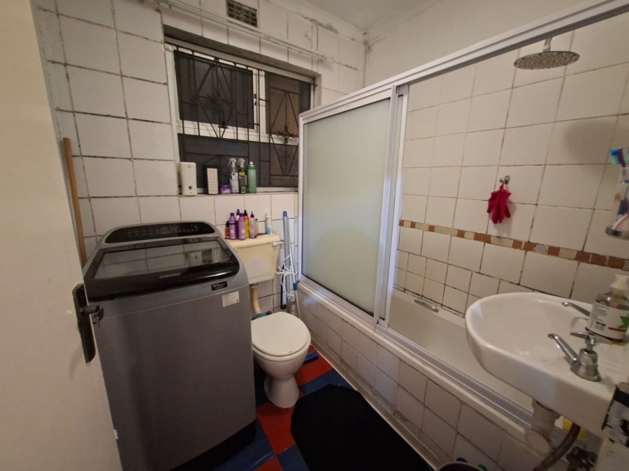 4 Bedroom Property for Sale in Ilitha Park Western Cape